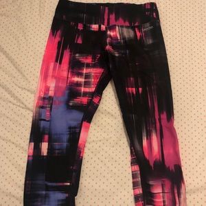 Calvin Klein cropped yoga pants